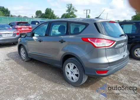 2014 Ford Escape S z USA, uszkodzony, nr VIN 1FMCU0F76EUC18932